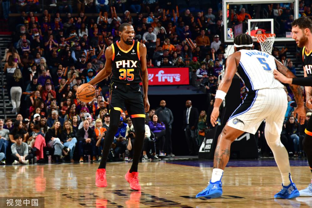 纳瓦斯在比 纳瓦斯在比