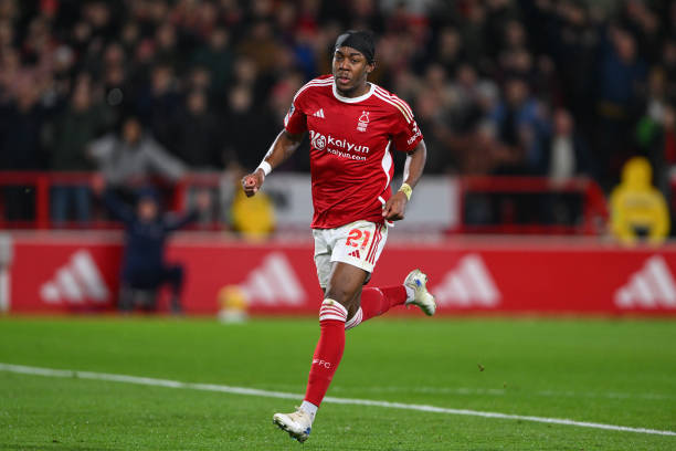 以令人瞠目 以令人瞠目