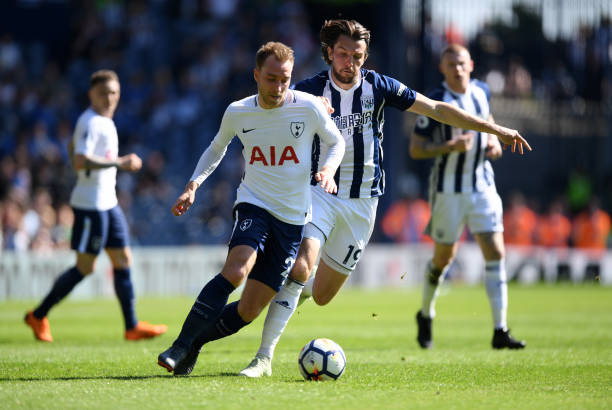 季展现出极 季展现出极