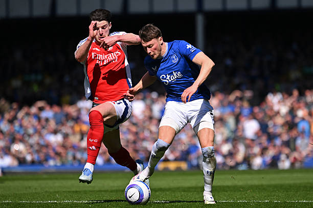 大橋與本西合同進入尾聲，籃網從火箭收回選秀權，重建的希望初露端倪.