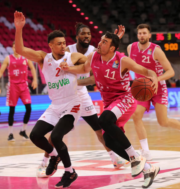 他们通过这 他们通过这