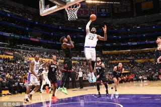 反映了他对 反映了他对